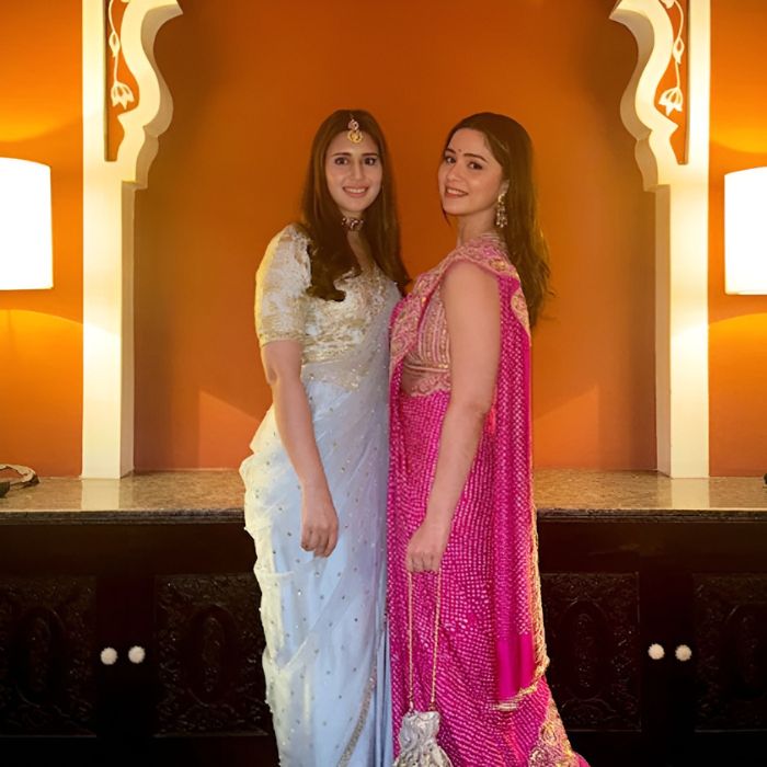 Saaniya Chandhok and Sara Tendulkar